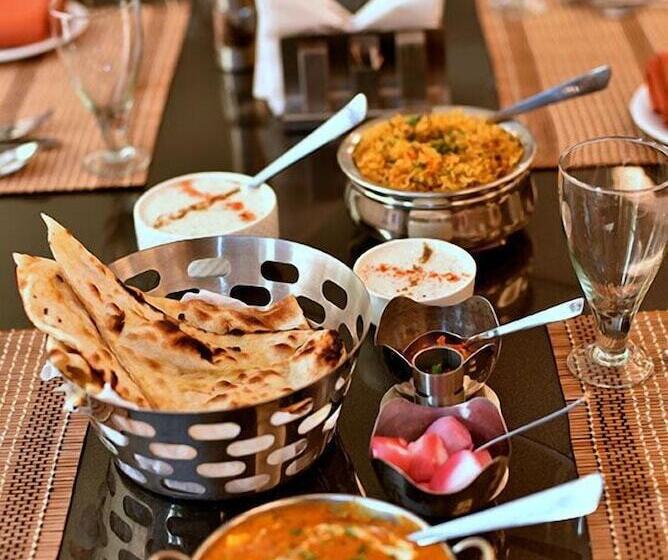 酒店 Kama International