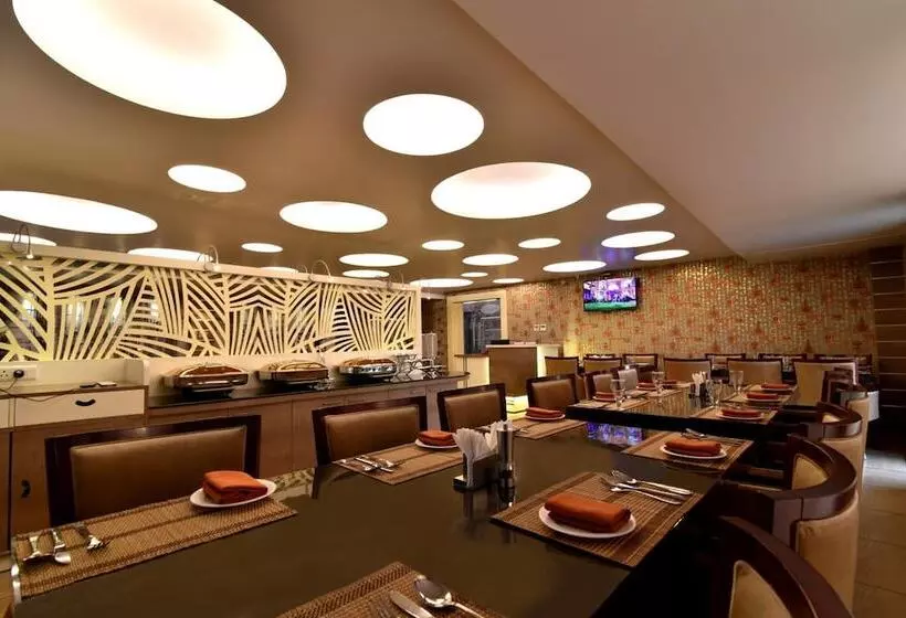 Hotelli Kama International