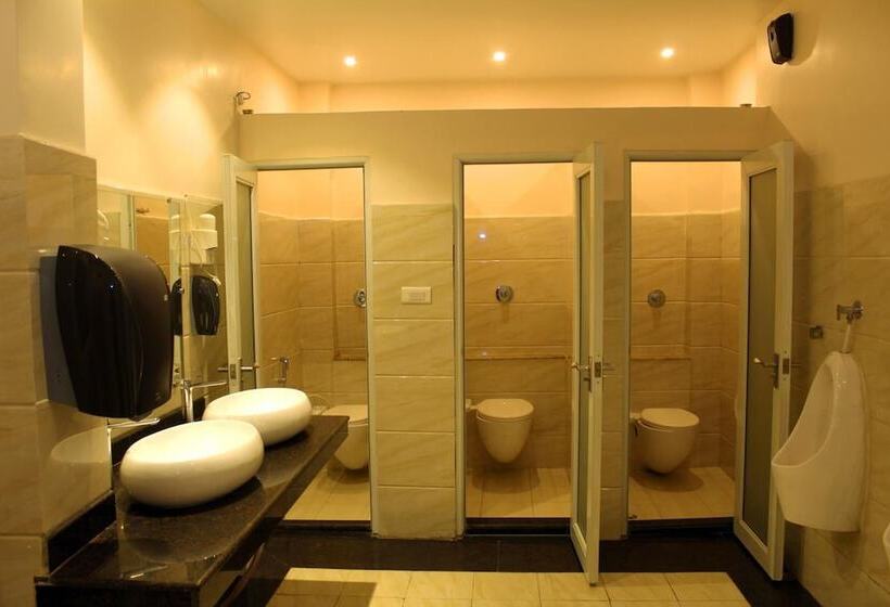 酒店 Kama International