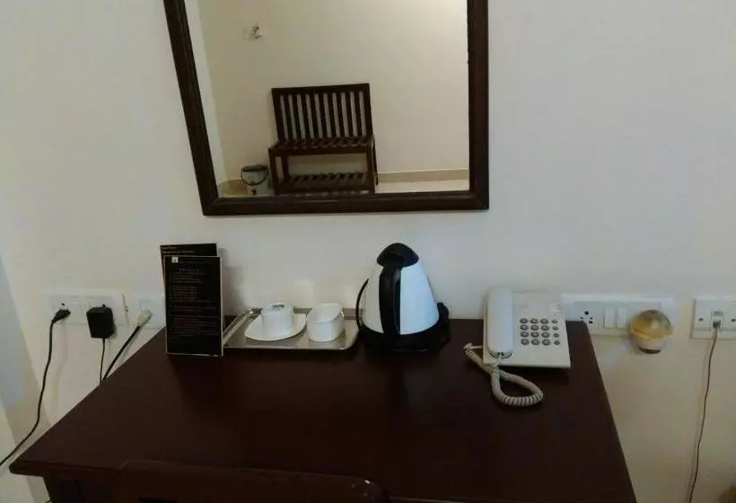 ホテル Fabexpress Pleasant Moments Koramangala
