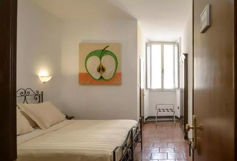 ホテル Porta Marmorea