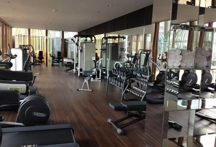 Royal Park Hotels & Resorts, Ghaziabad