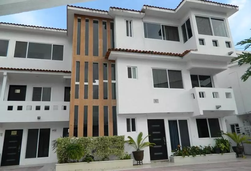ホテル Terrazas Inn