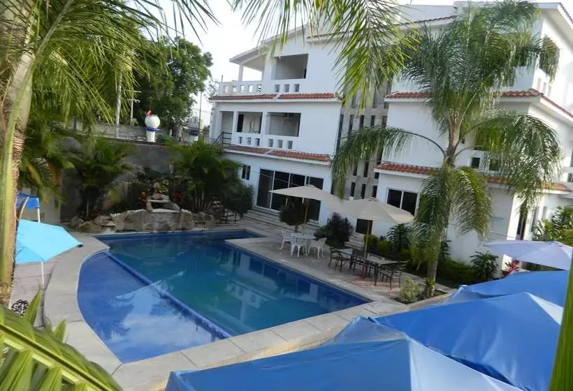 ホテル Terrazas Inn