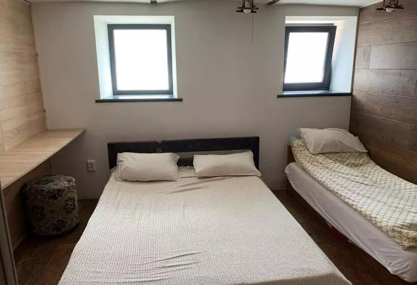 Krone Hostel