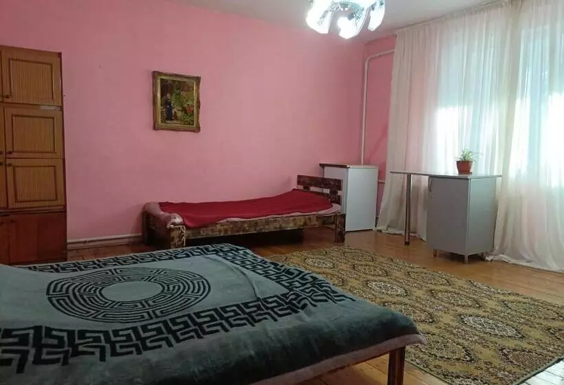 Krone Hostel