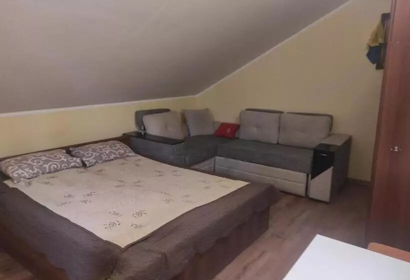 Krone Hostel