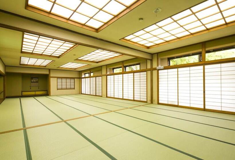 旅館 Yumoto Komachikan