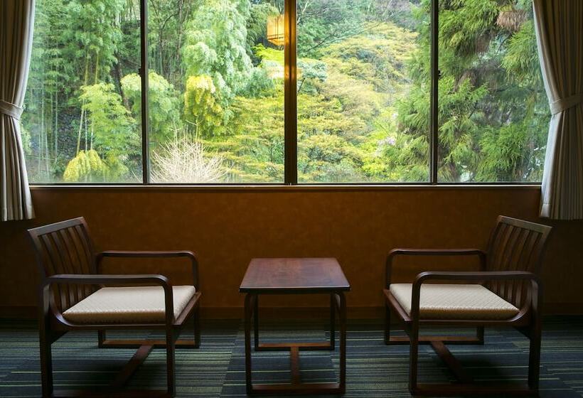 旅館 Yumoto Komachikan