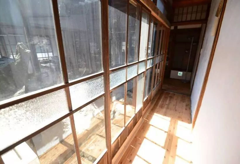 Taketa Ekimae Hostel Cue