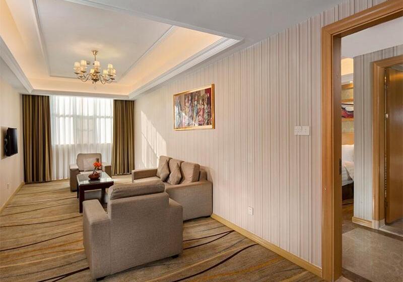 Vienna Hotel Meizhou Jiangnan