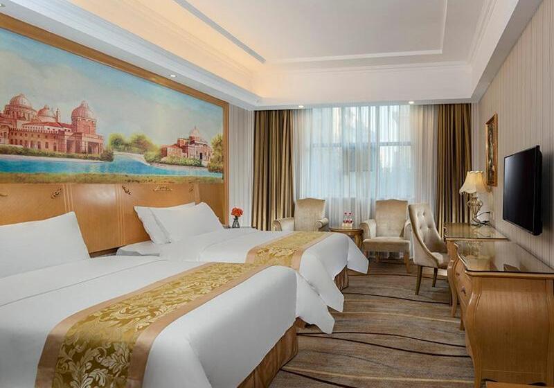 Vienna Hotel Meizhou Jiangnan