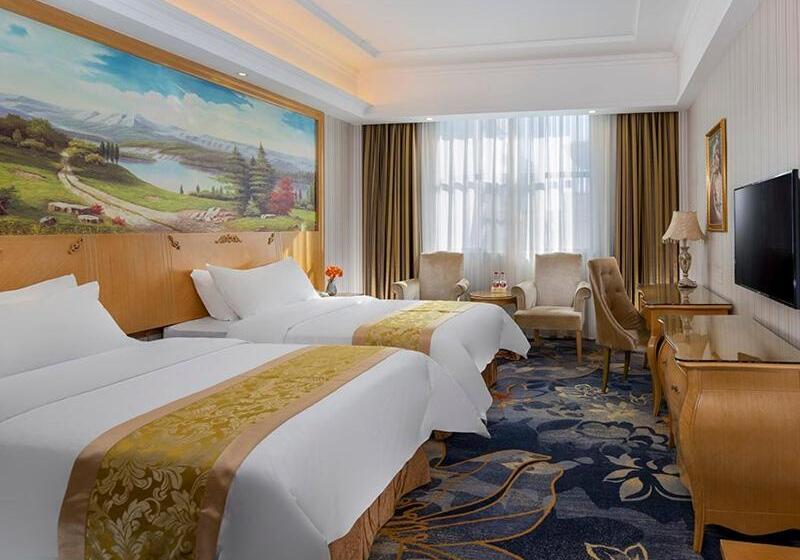 Vienna Hotel Meizhou Jiangnan