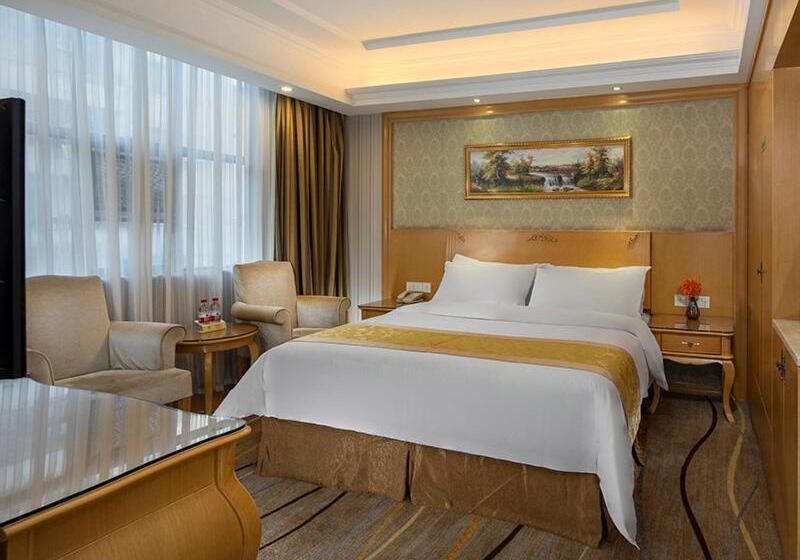 Vienna Hotel Meizhou Jiangnan