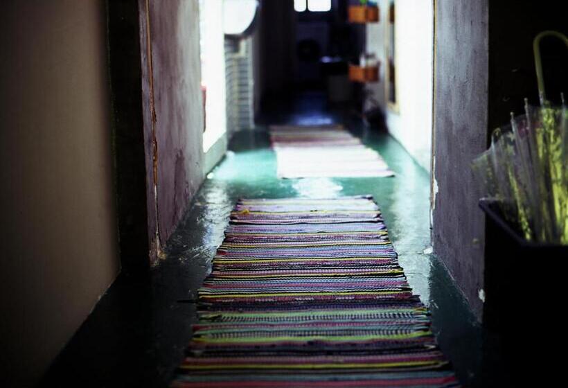 هاستل Wontonmeen