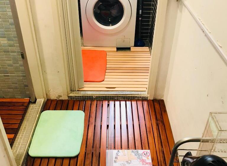 هاستل Wontonmeen