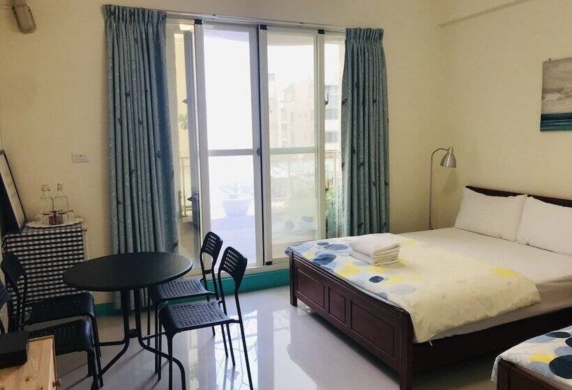 تختخواب و صبحانه Feng Su