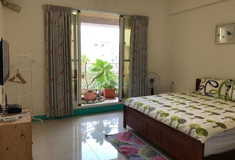 تختخواب و صبحانه Feng Su