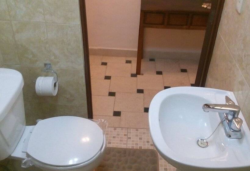 فندق Doña Chela En Calvillo