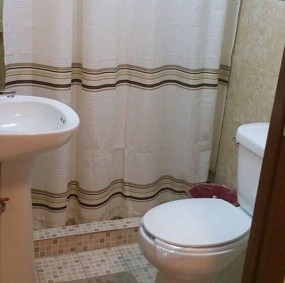 فندق Doña Chela En Calvillo