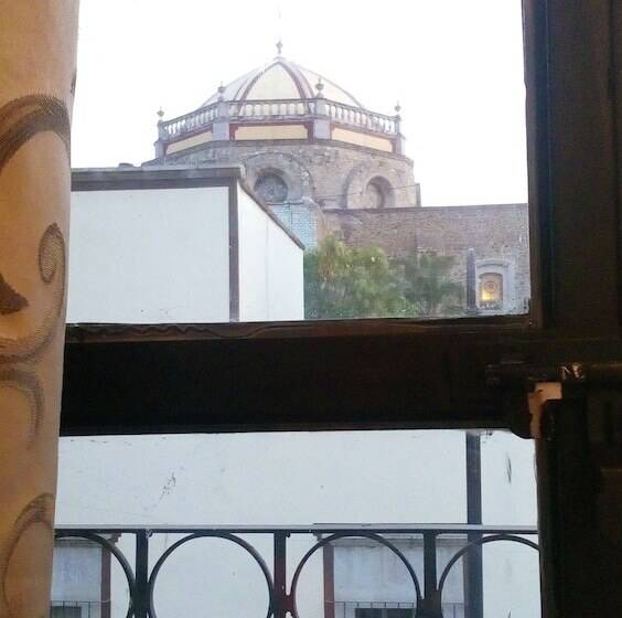 فندق Doña Chela En Calvillo