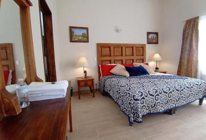 فندق Doña Chela En Calvillo