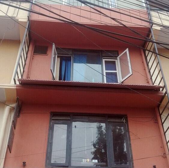 هتل Nana Yala Chhen