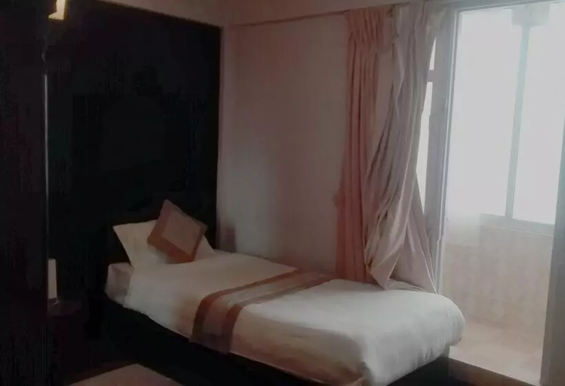 هتل Nana Yala Chhen