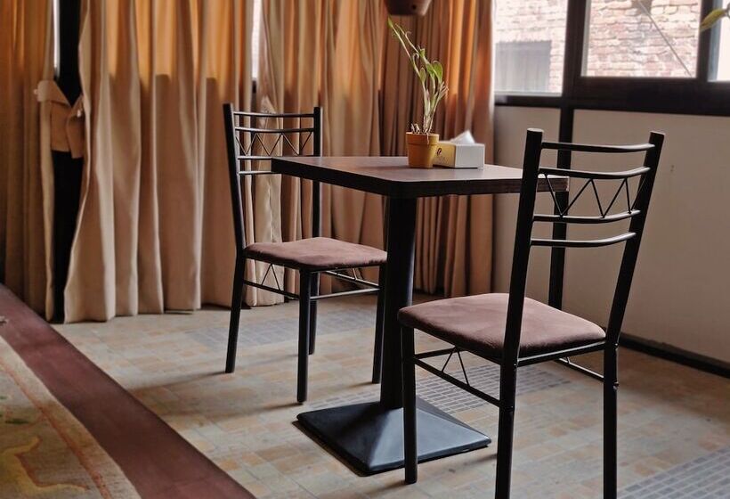 هتل Nana Yala Chhen