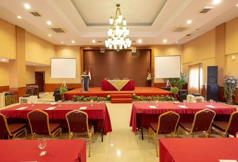 Hotel Red Chilies