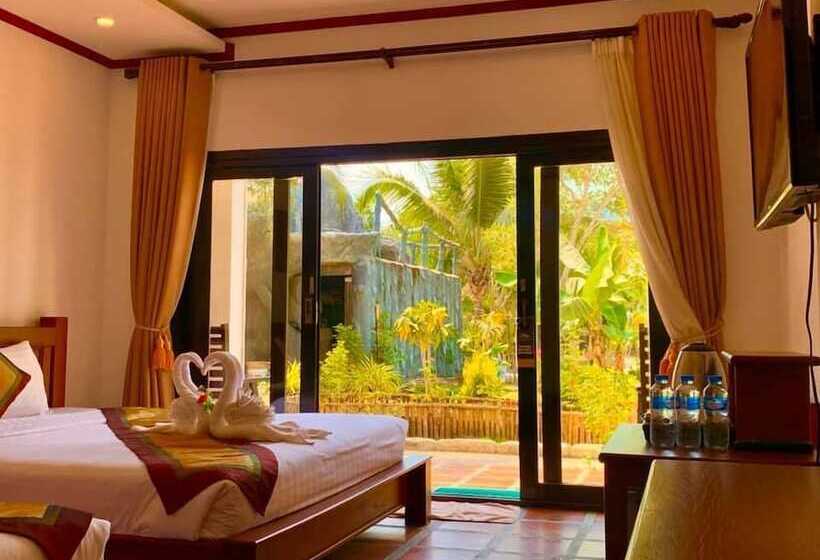 Vang Vieng Savanh Sunset View Resort