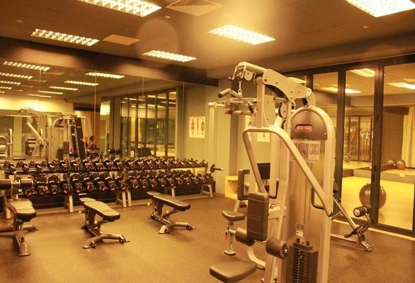 هاستل Backpackers @ Beacon Kch