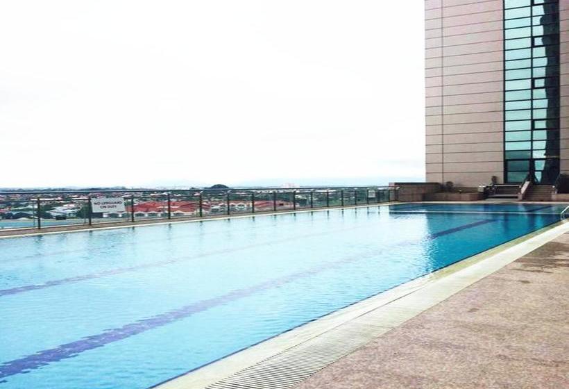 هاستل Backpackers @ Beacon Kch