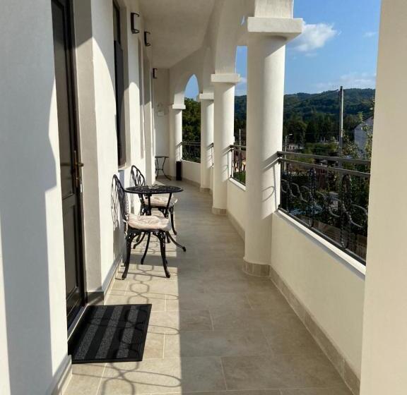 צימר Maisonette Apartments