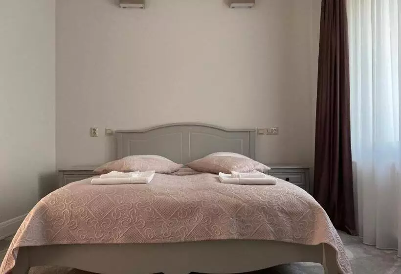 تختخواب و صبحانه Maisonette Apartments