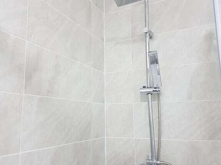 צימר The Dalby Rooms