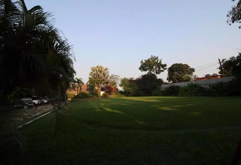 ホテル Villa Blanca Suites
