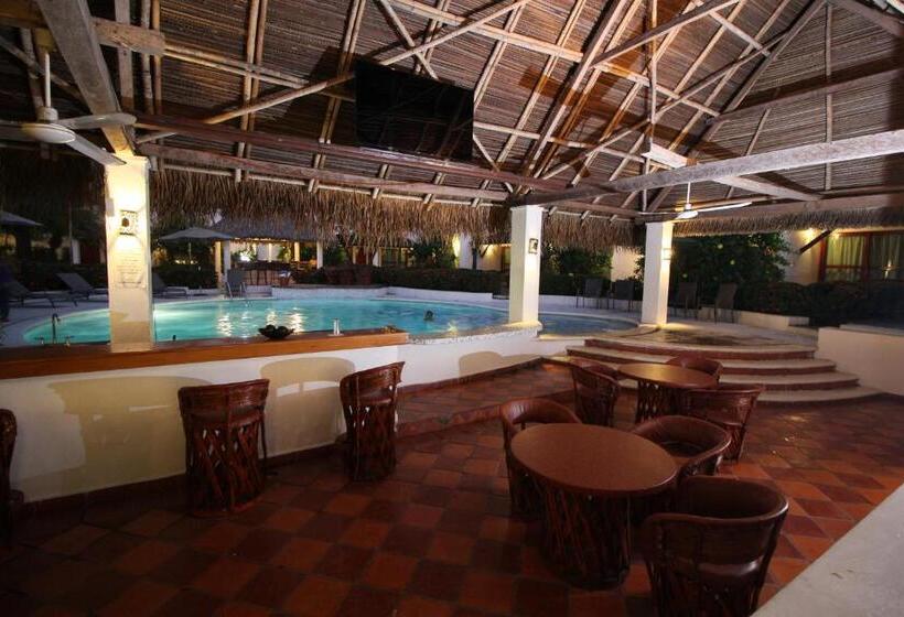 酒店 Villa Blanca Suites