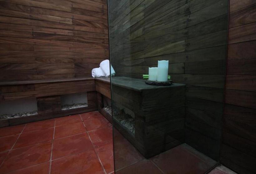 酒店 Villa Blanca Suites