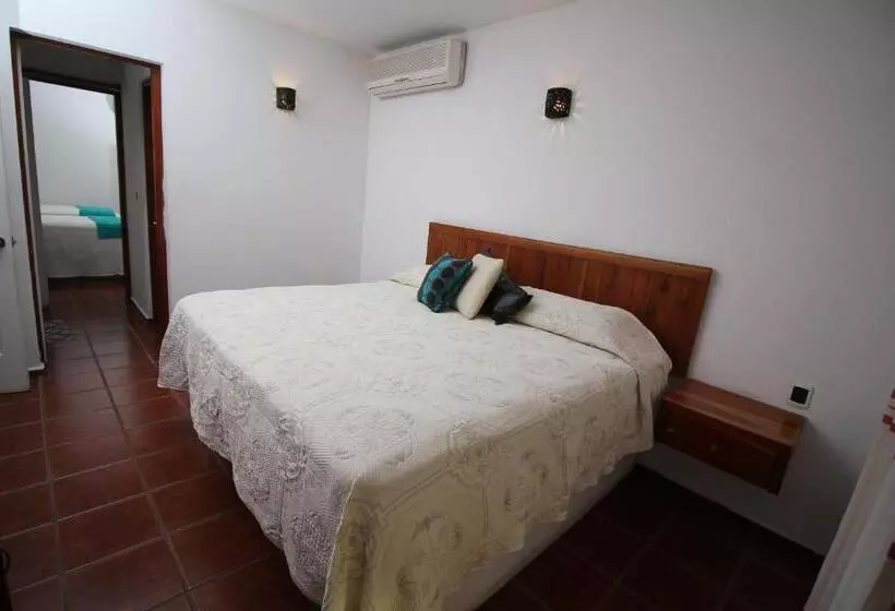 ホテル Villa Blanca Suites