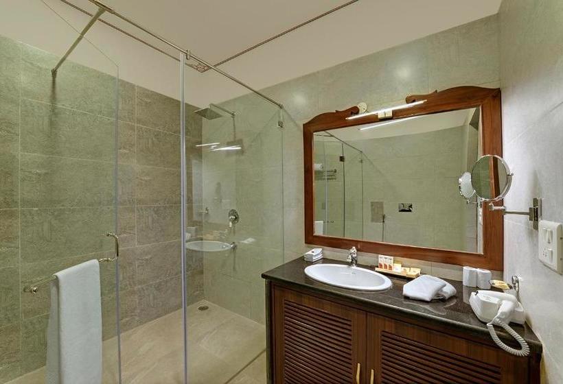 אתר נופש The Jai Bagh Palace