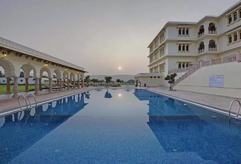 Lomakeskus The Jai Bagh Palace