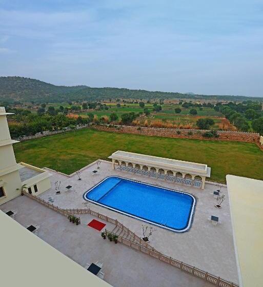 אתר נופש The Jai Bagh Palace