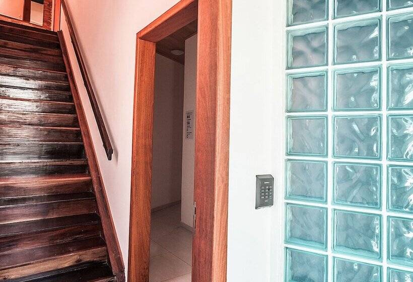 The Bridge Hostel Florianopolis