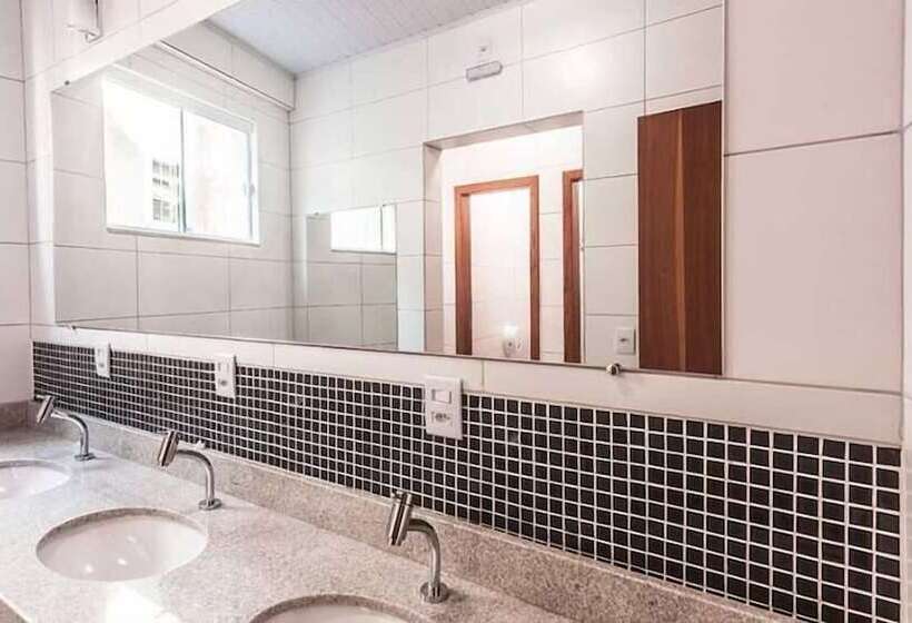 The Bridge Hostel Florianopolis