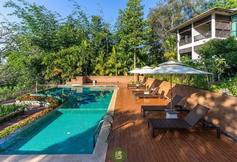 Bansaeo Garden And Resort