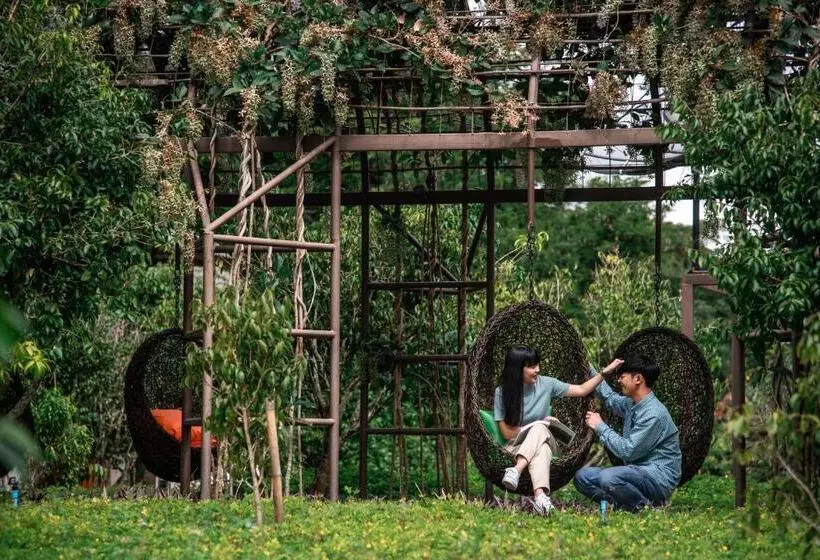 Bansaeo Garden And Resort