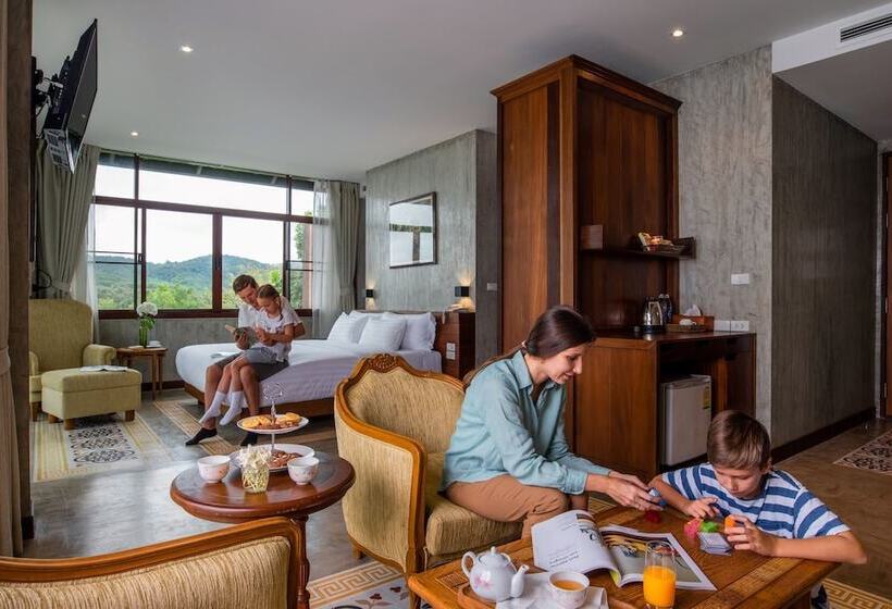 Bansaeo Garden And Resort