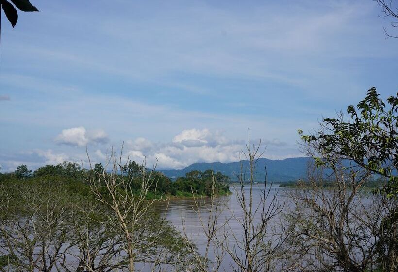 Bansaeo Garden And Resort