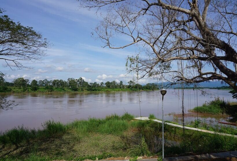 Bansaeo Garden And Resort